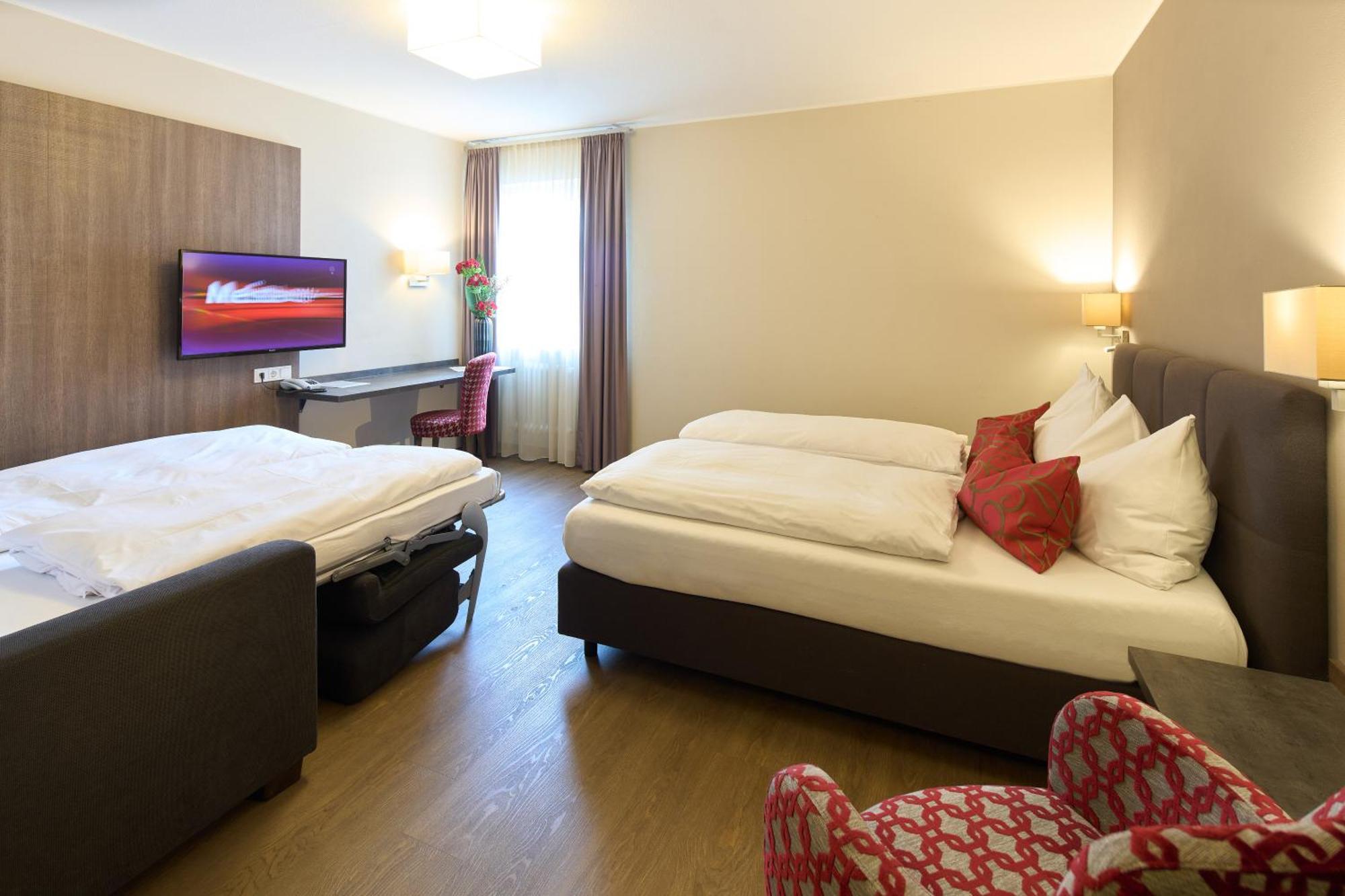 Hotel Staffler Odelzhausen Eksteriør bilde
